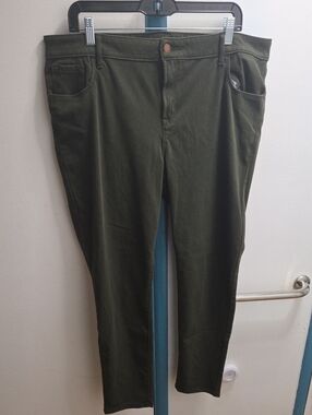 Old Navy Womens Slim Olive Green Jeans